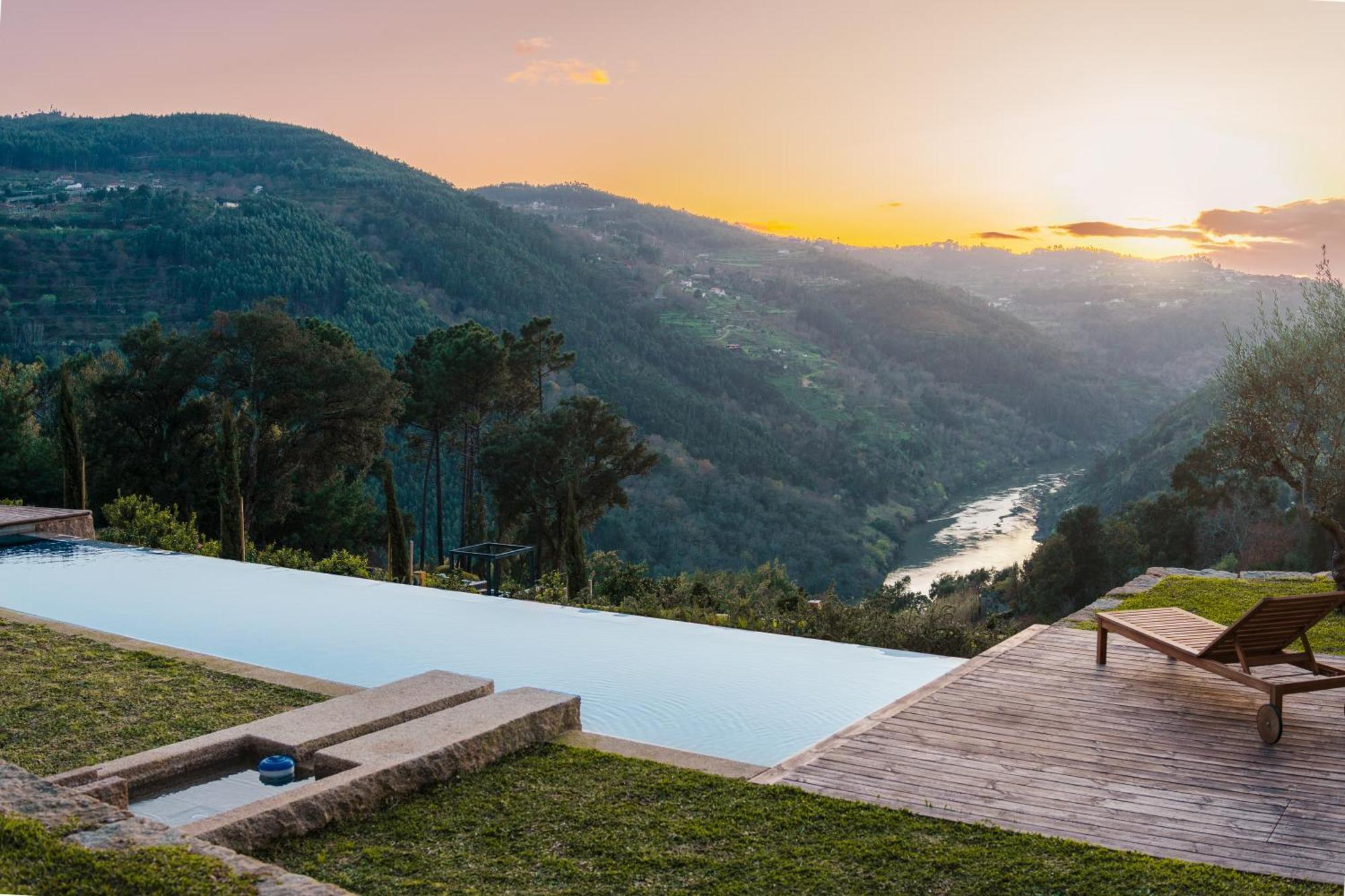 Javardo - Family House - Douro Penha Longa ภายนอก รูปภาพ